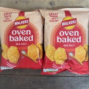 Walkers Baked Salt & Vinegar Crisp Snacks 37.5g