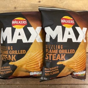 Walkers Max Sizzling Flame Grilled Steak Grab Bag Crisps 50g
